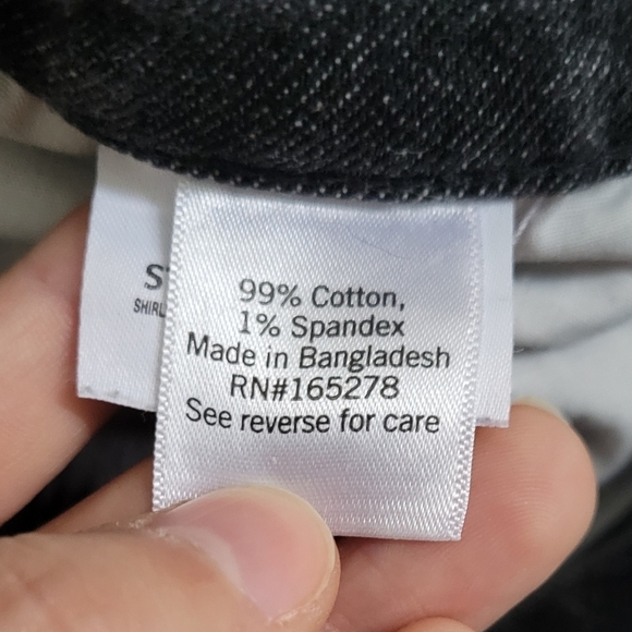 SO Brand Juniors Dark Grey High Rise Distressed Cuffed Mom Short - Picture 8 of 9